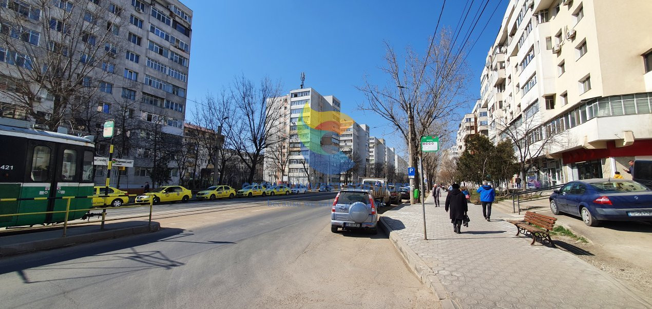 Spatiu comercial plan parter, zona Alexandru cel Bun